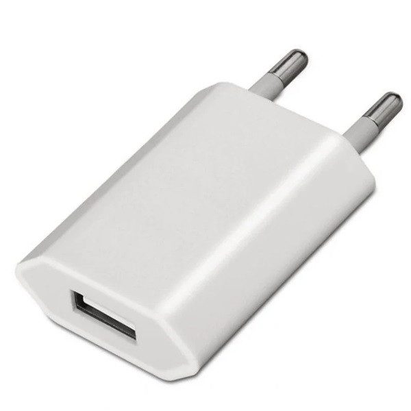 oficina o mientras viajas. Este cargador cuenta con una salida USB que te permite conectar cualquier dispositivo compatible